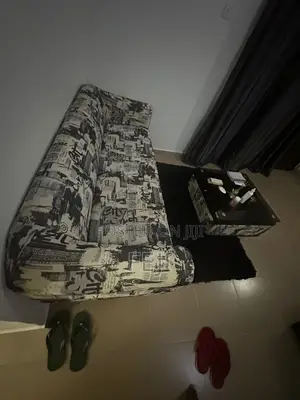 Chair N Table