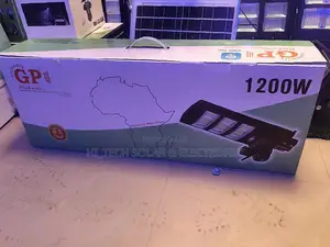 1200 Watt Solar Street Light + Camera