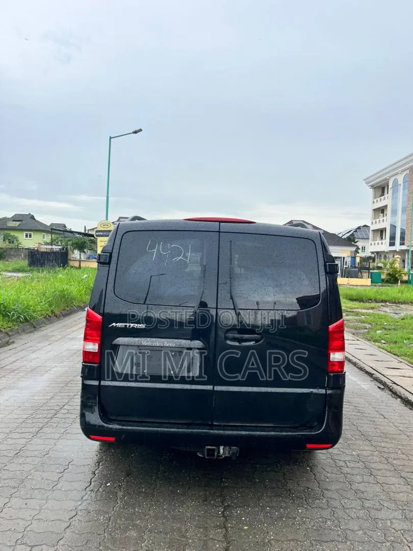 Mercedes-Benz Vito 2016 Black