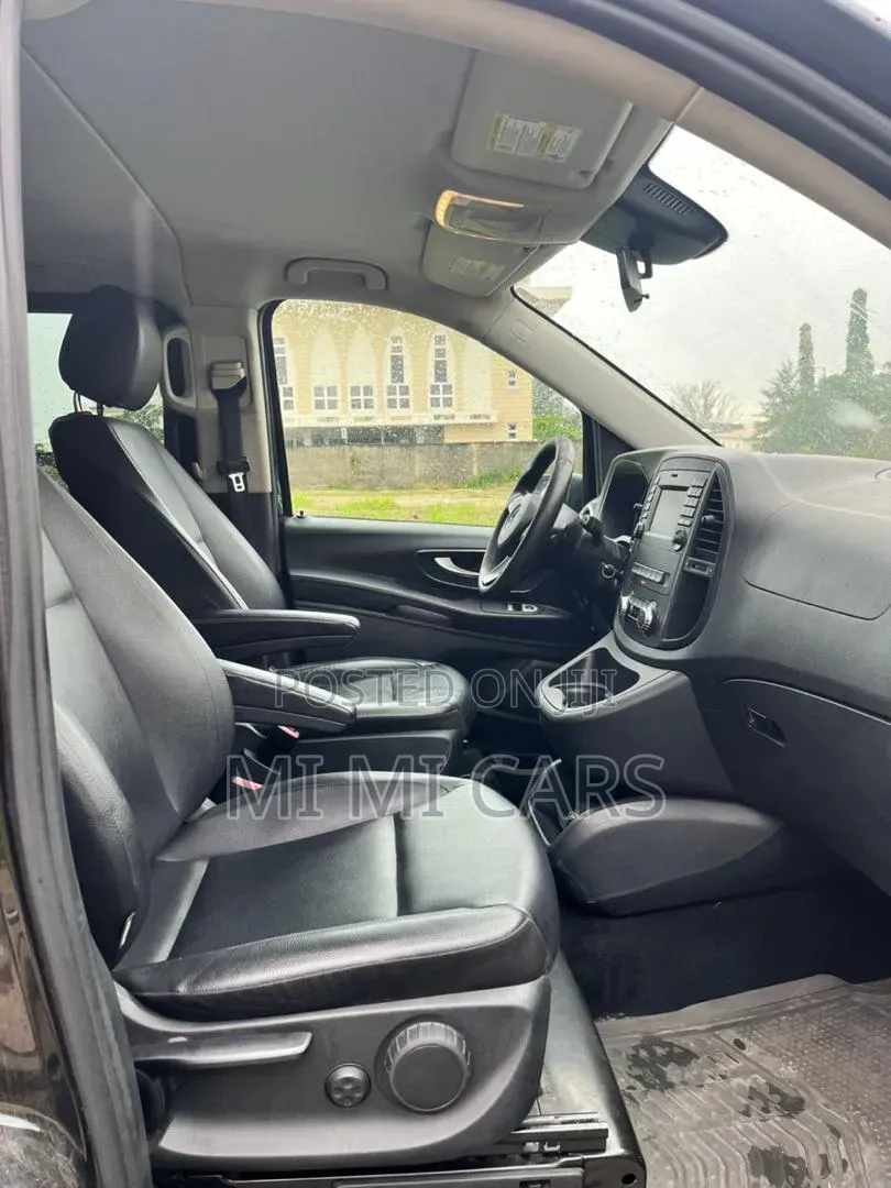 Mercedes-Benz Vito 2016 Black