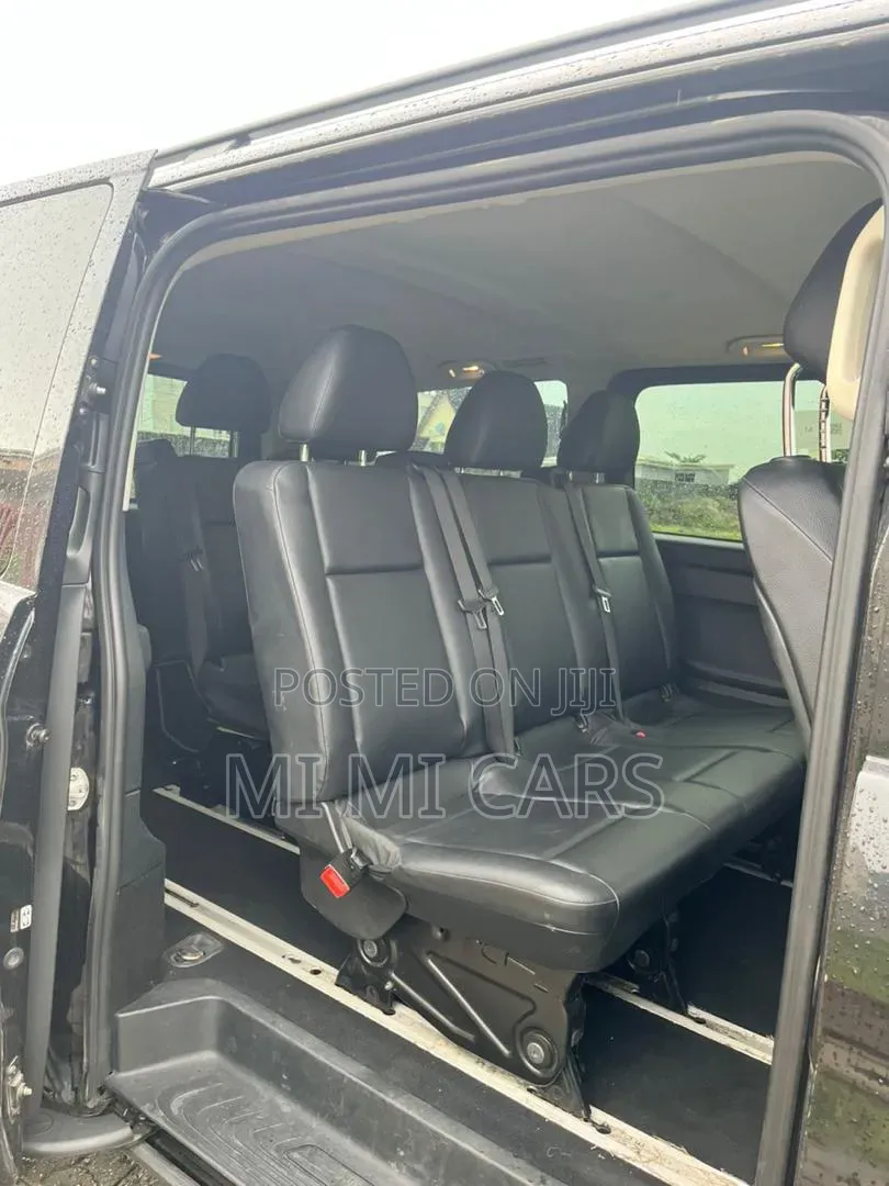Mercedes-Benz Vito 2016 Black