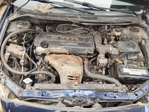 Toyota Avensis 2005 Blue