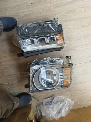 Head Lamp Toyota Landcruiser Prado 2025