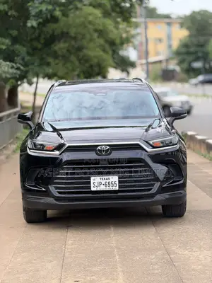 Toyota Grand Highlander XLE FWD 2024 Black