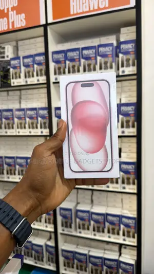 New Apple iPhone 15 128 GB Pink