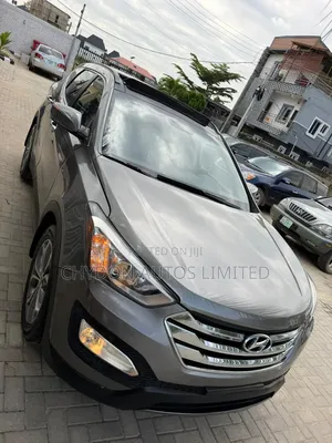 Hyundai Santa Fe 2014 Gray