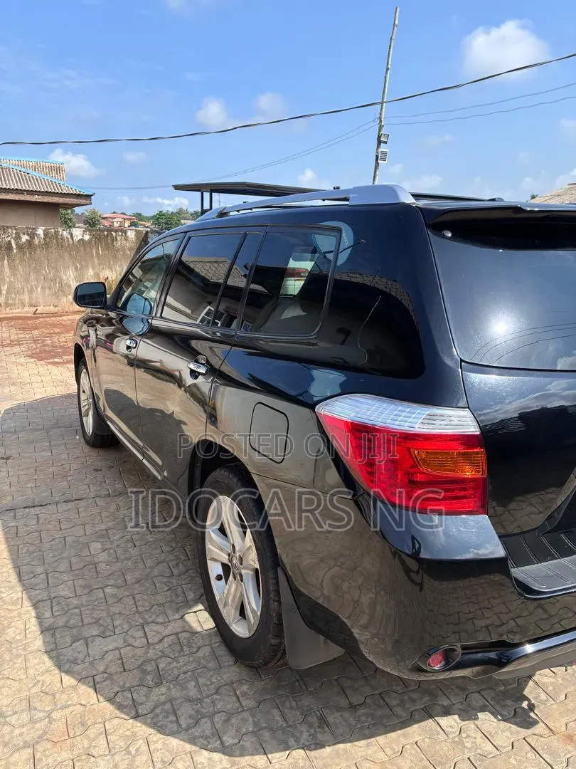Toyota Highlander Limited 2010 Black
