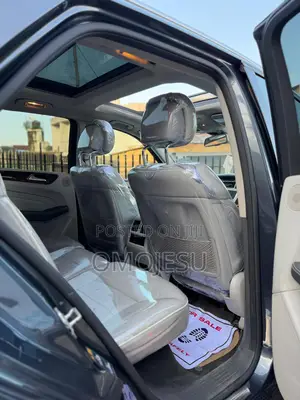 Mercedes-Benz M Class ML350 4MATIC 4dr SUV AWD (3.5L 6cyl 7A) 2015 Gray
