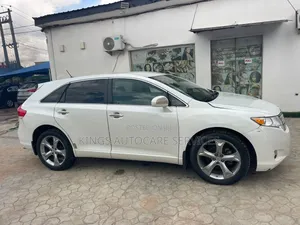 Toyota Venza 2011 White