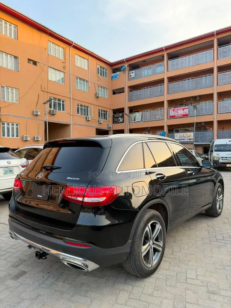 Mercedes-Benz GLC-Class 2017 Black