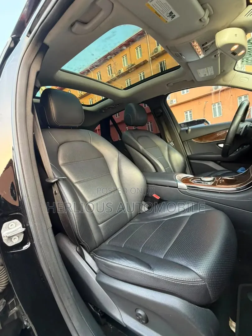 Mercedes-Benz GLC-Class 2017 Black