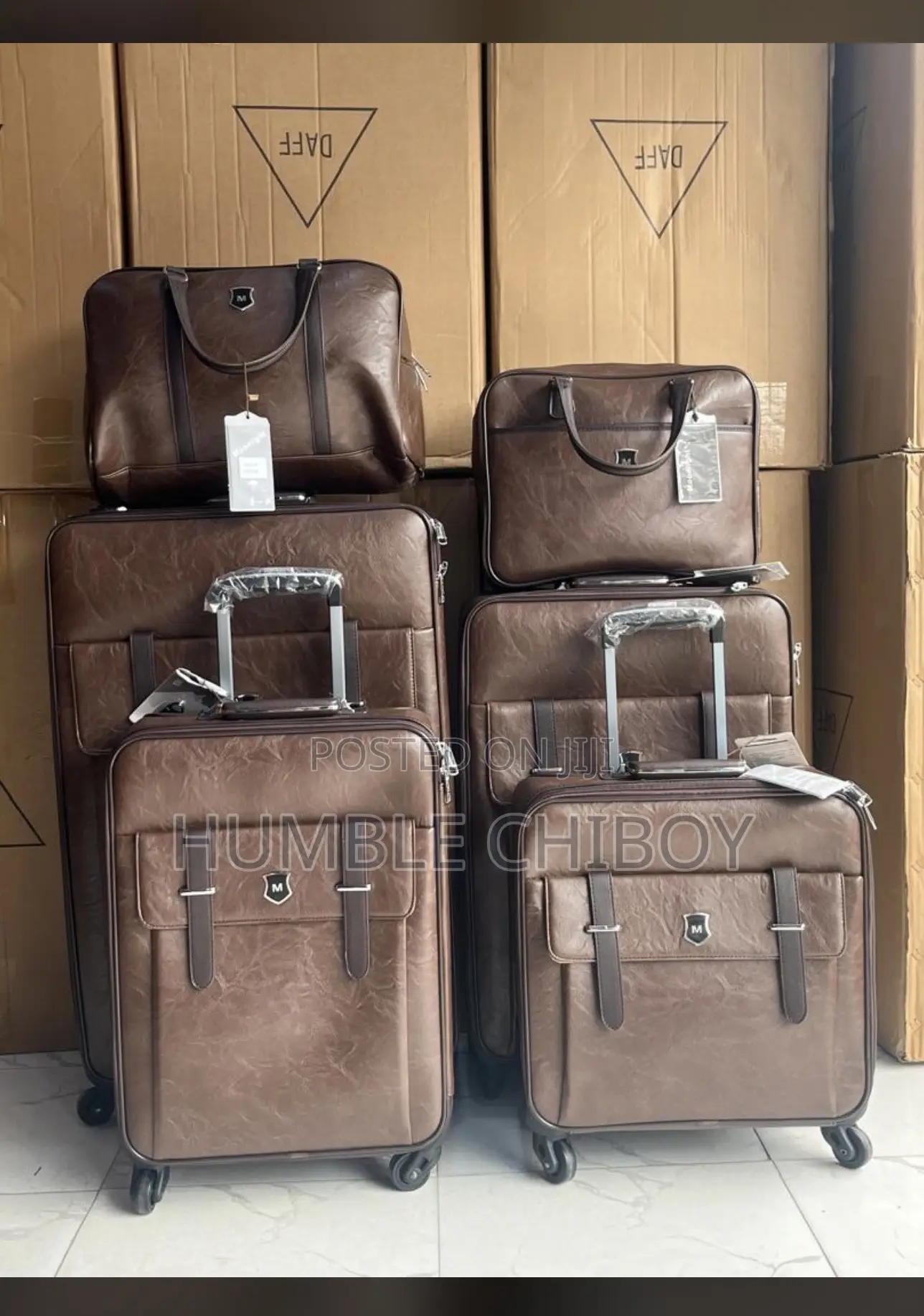 A Set of Leather Box