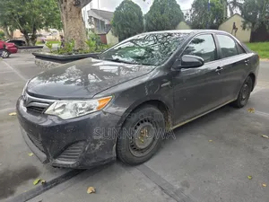 Toyota Camry 2014 Gray
