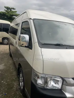 Toyota HiAce 2018 Brown