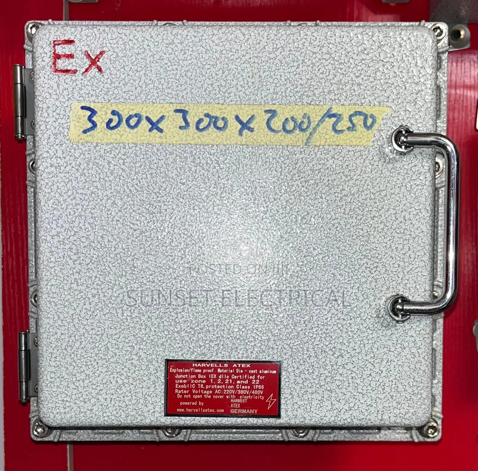 Explosion Box Silver