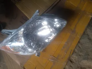 Front Headlight Toyota Hilux