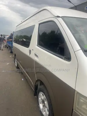 Toyota HiAce 2013 Brown