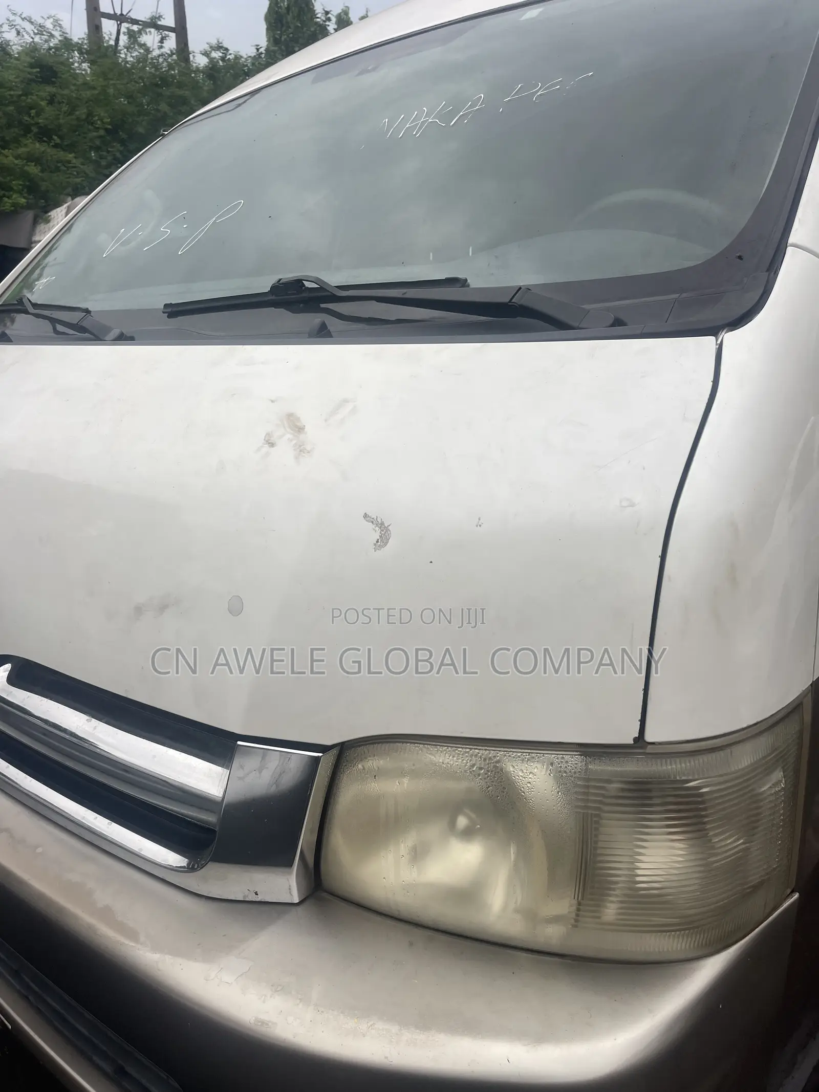 Toyota HiAce 2013 Brown