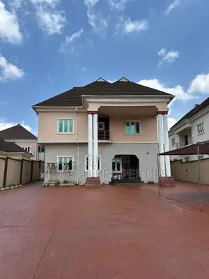5bdrm Duplex in Kolapo Ishola Gra, Ibadan for rent