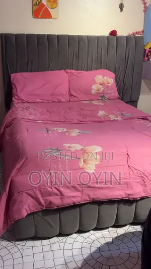 4 and Half Bed Frame With Mattress