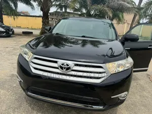 Toyota Highlander 2014 Black