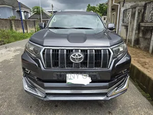 Toyota Land Cruiser 2018 Gray