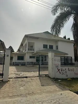 1,890sqm With 6 Bedrooms Duplex for Sale in Gwarinpa, Abuja