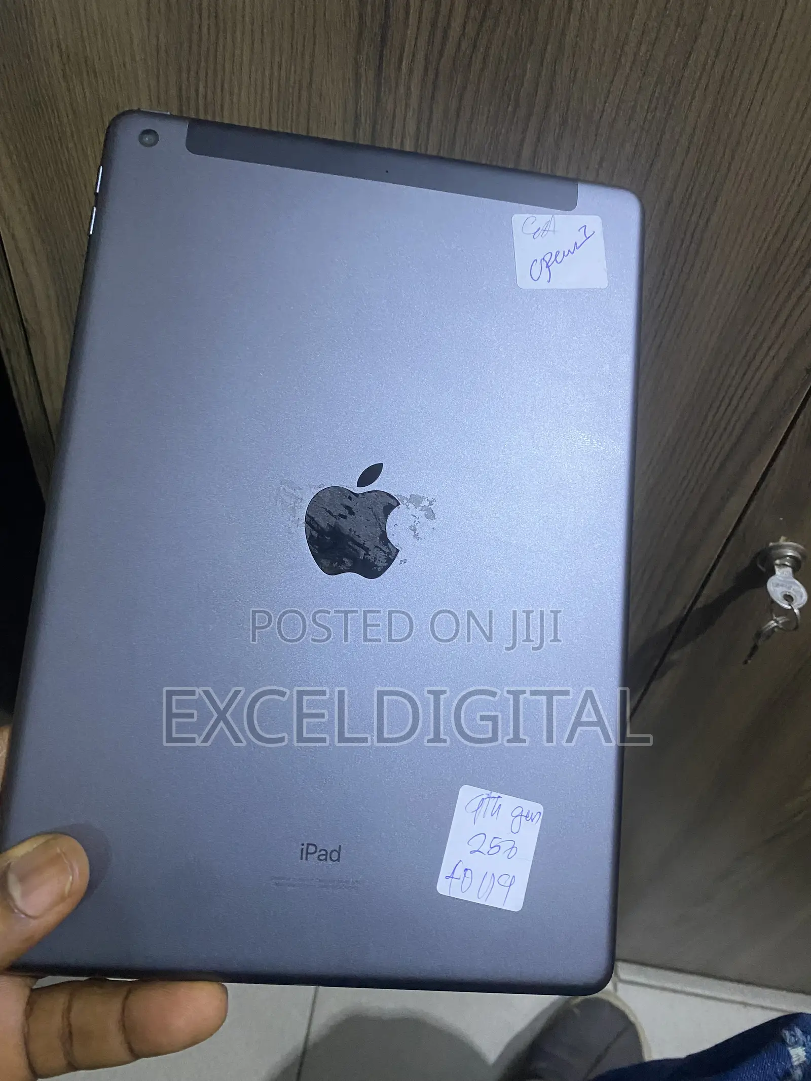 Apple iPad 10.2 (2019) 128 GB Gray