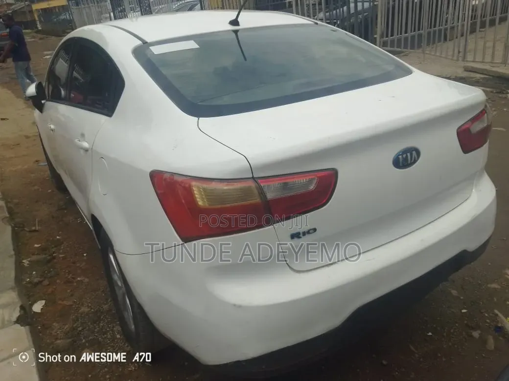 Kia Rio 2013 White