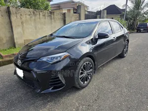 Toyota Corolla 2014 Black