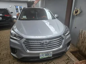 Hyundai Santa Fe 2017 Silver