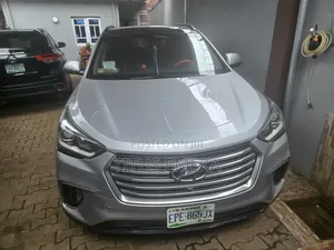 Hyundai Santa Fe 2017 Silver