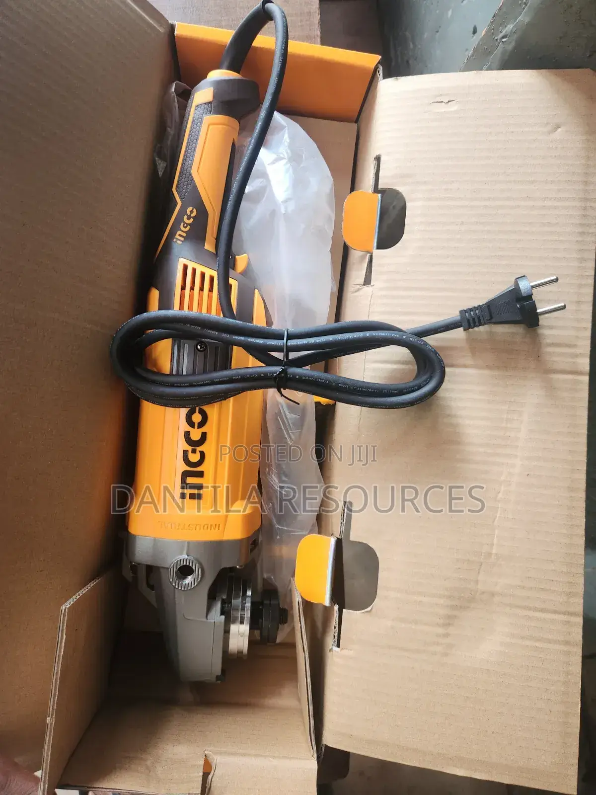 9"Ingco Grinding Machine