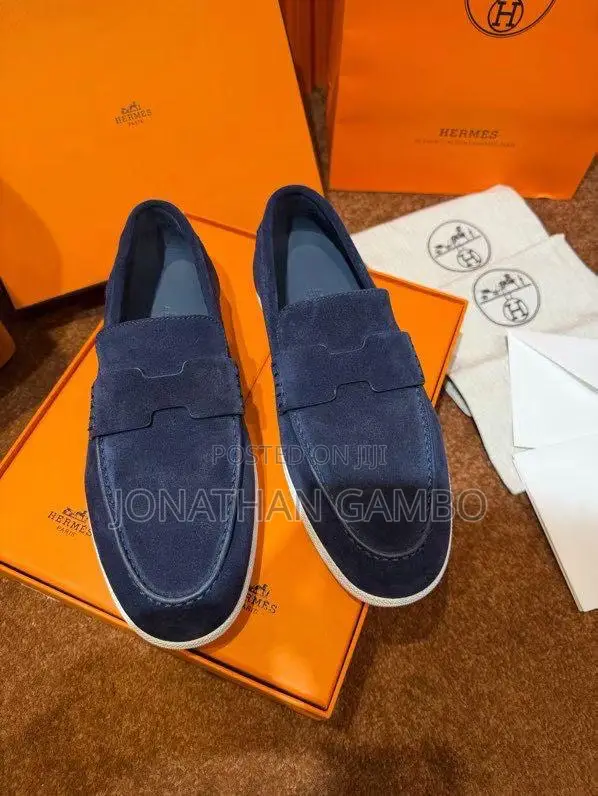 Premium Sneaker