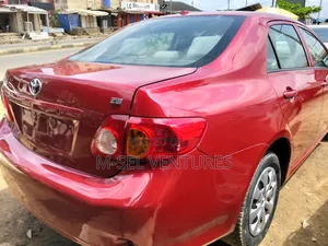 Toyota Corolla 2010 Red