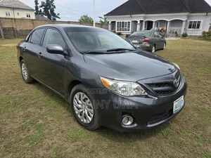 Toyota Corolla 2013 Gray