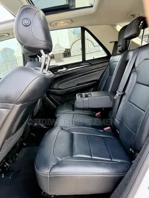 Mercedes-Benz M Class ML400 4MATIC 4dr SUV AWD (3.0L 6cyl Turbo 7A)