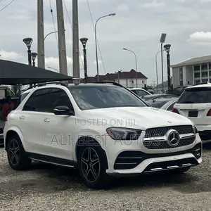 Mercedes-Benz GLE-Class 2021 White