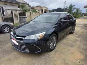 Toyota Camry 2016 Black