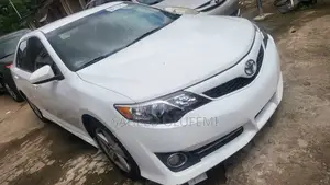 Toyota Camry 2013 White