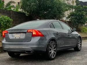 Volvo XC60 2016 Gray