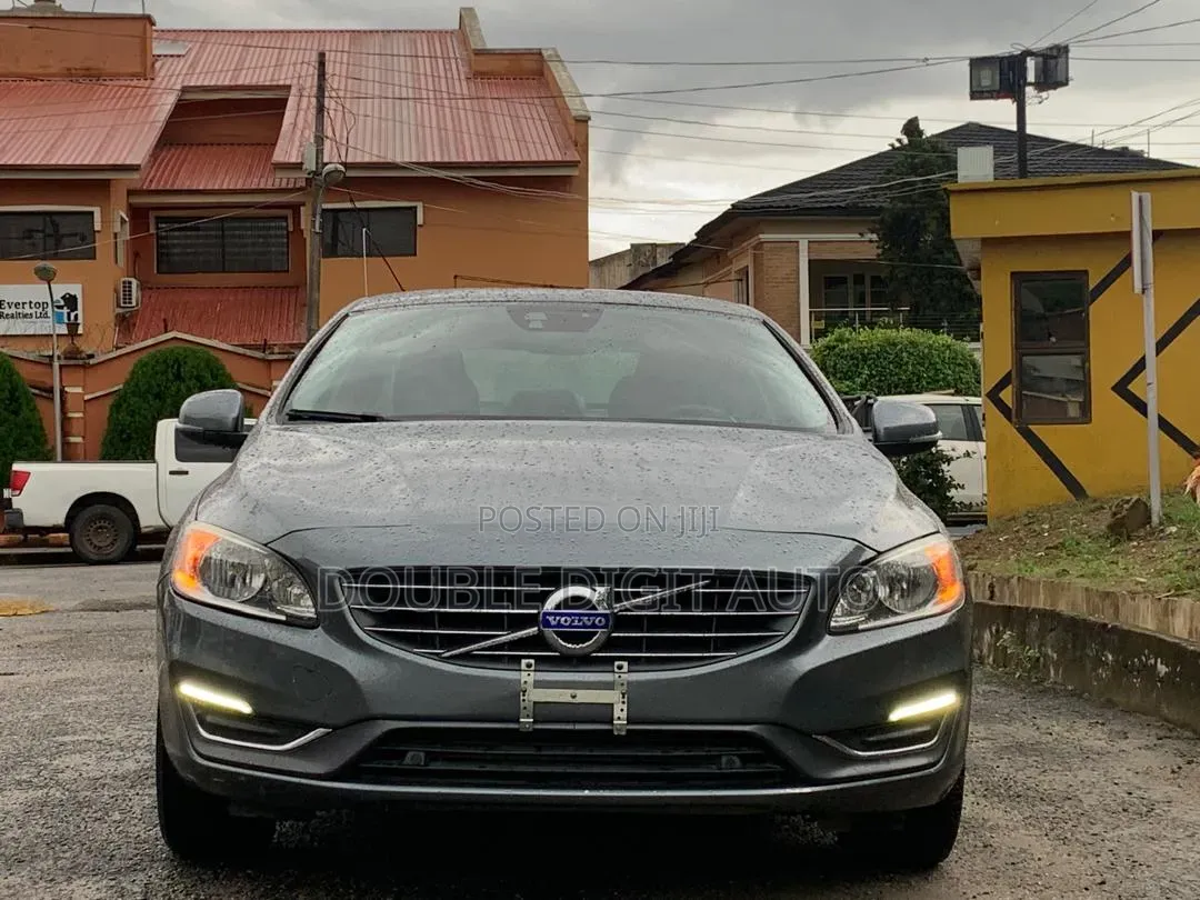 Volvo XC60 2016 Gray