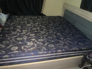 Vitafoam Semi Orthopaedic 6/6 Mattress With Bed Frame