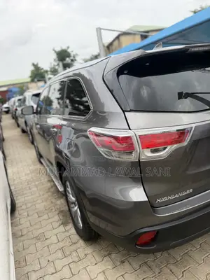 Toyota Highlander 2015 Gray