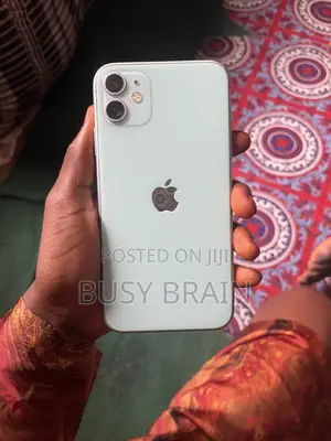 Apple iPhone 11 64 GB Green