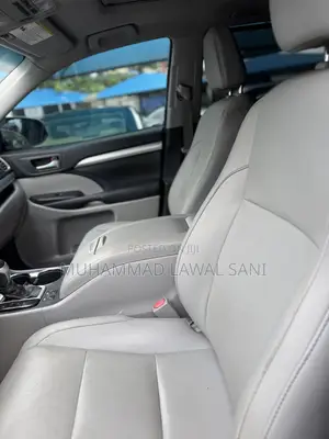 Toyota Highlander 2015 Gray