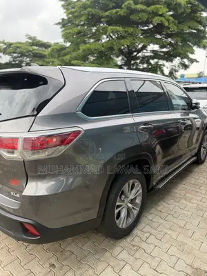 Toyota Highlander 2015 Gray