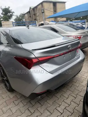 Toyota Avalon 2019 Silver