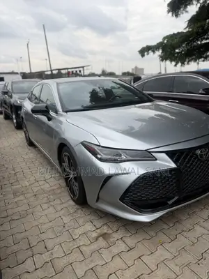 Toyota Avalon 2019 Silver