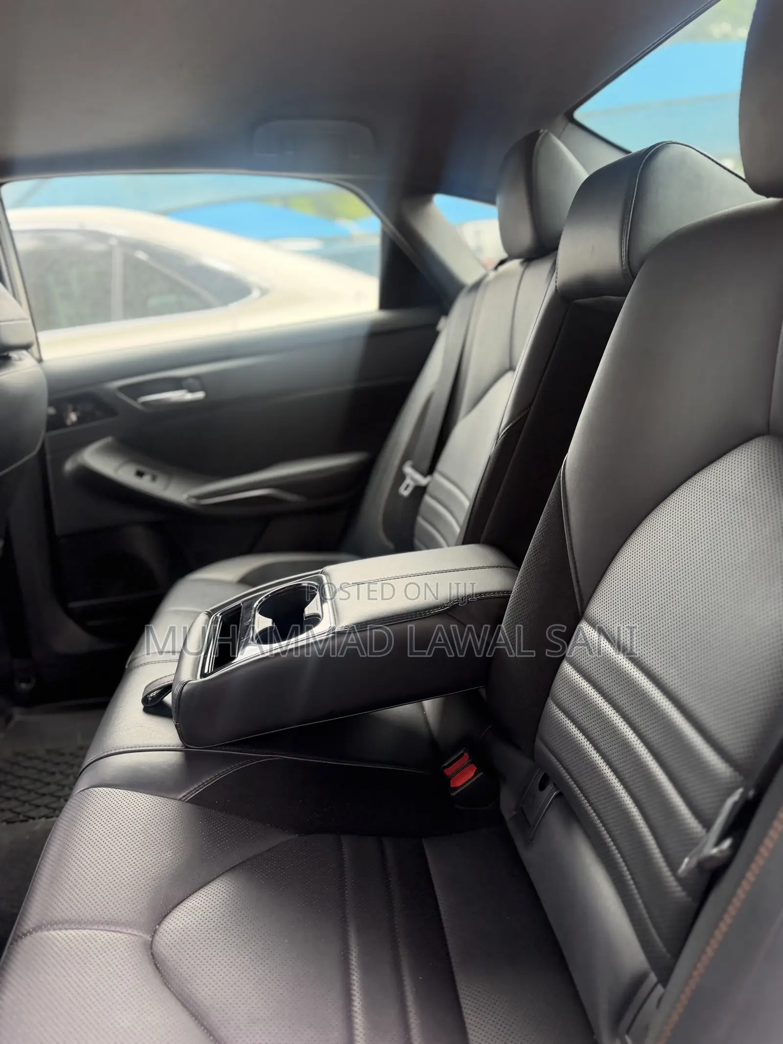 Toyota Avalon 2019 Silver